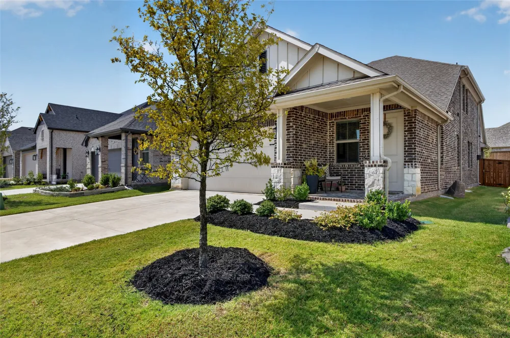 709 Sunflower Trail Sherman, TX 75092