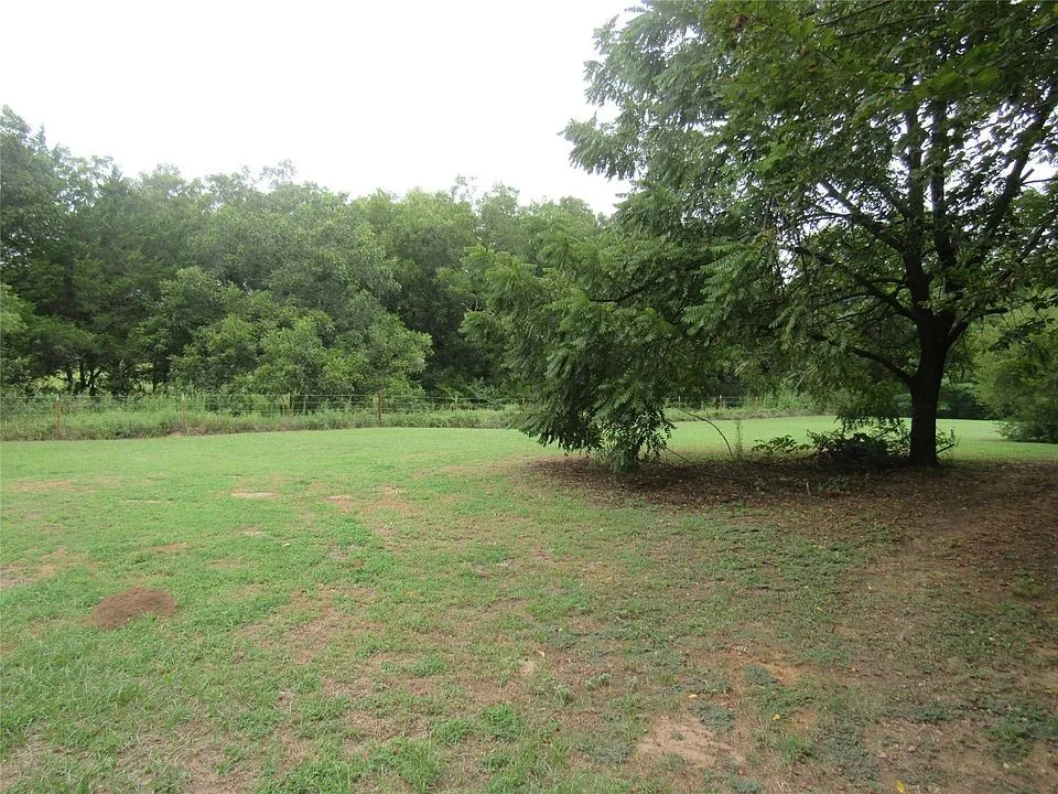 17700 FM 901 Gordonville, TX 76245