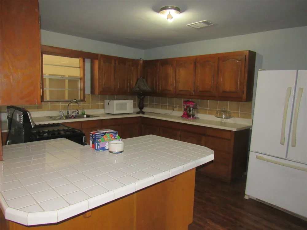17700 FM 901 Gordonville, TX 76245