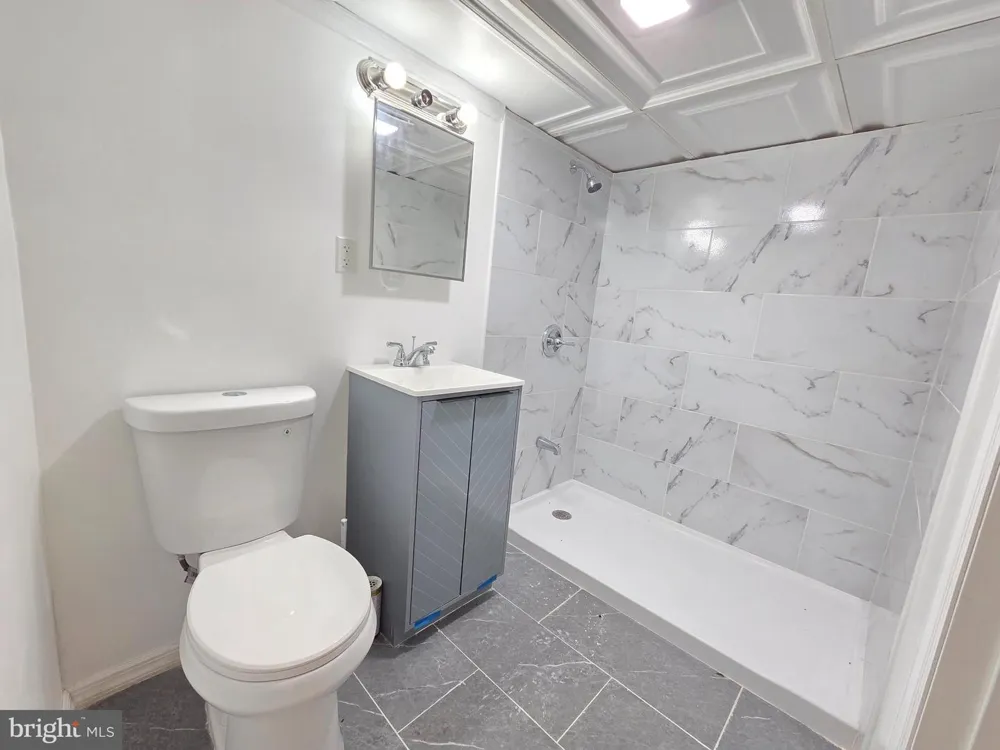 342 WASHINGTON Mount Holly, NJ 08060