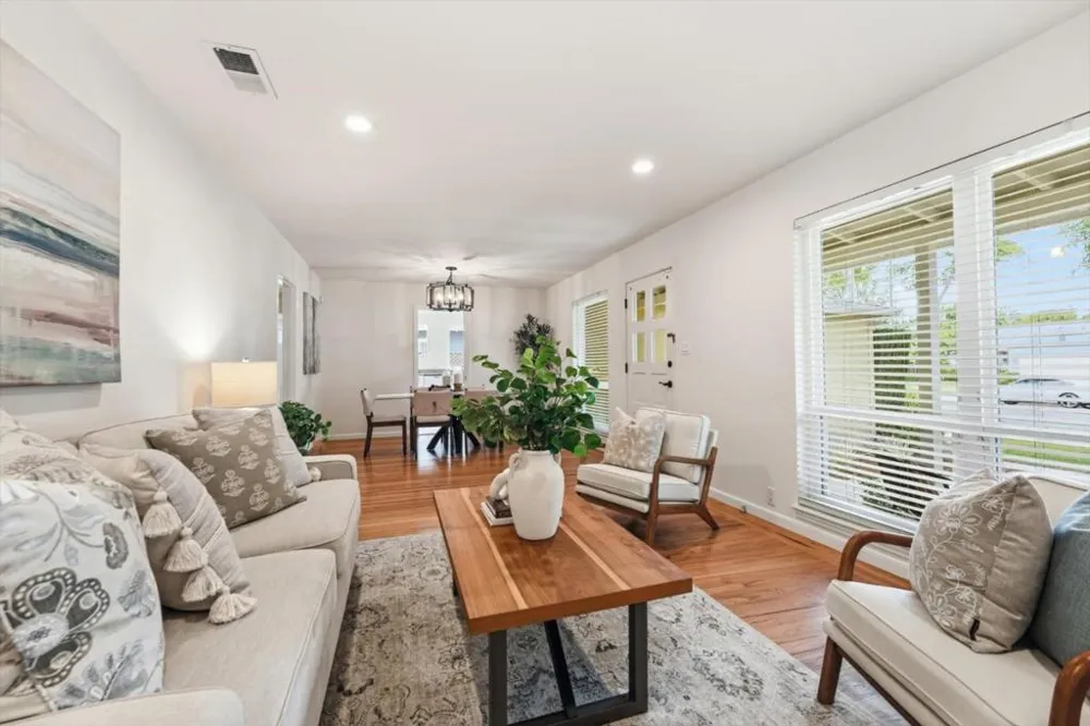 553 Baywood Avenue San Jose, CA 95128