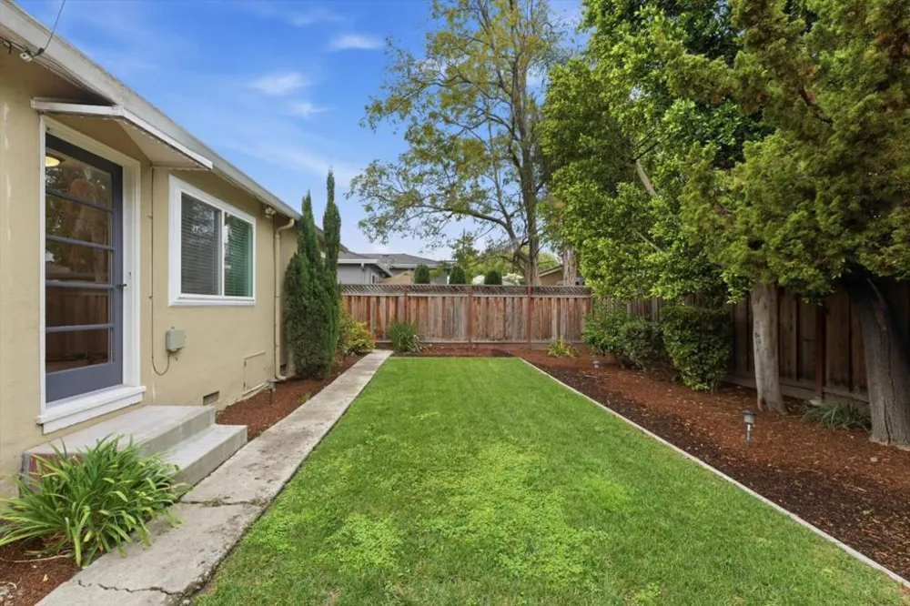 553 Baywood Avenue San Jose, CA 95128