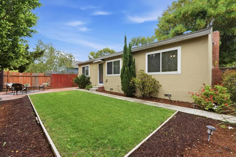 553 Baywood Avenue San Jose, CA 95128