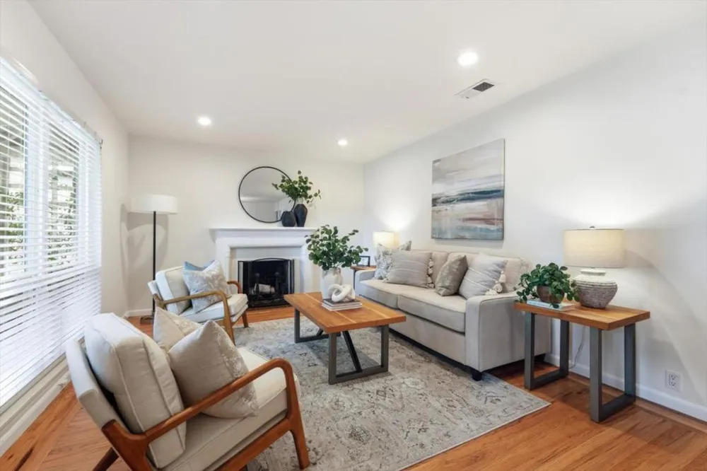 553 Baywood Avenue San Jose, CA 95128