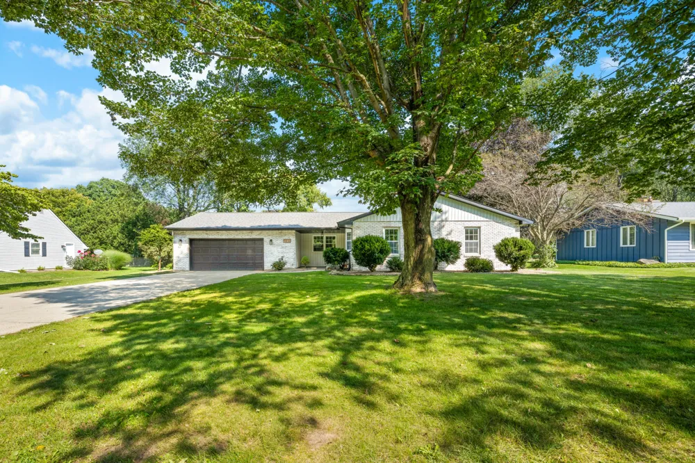 1016 Tomahawk Lane Niles, MI 49120