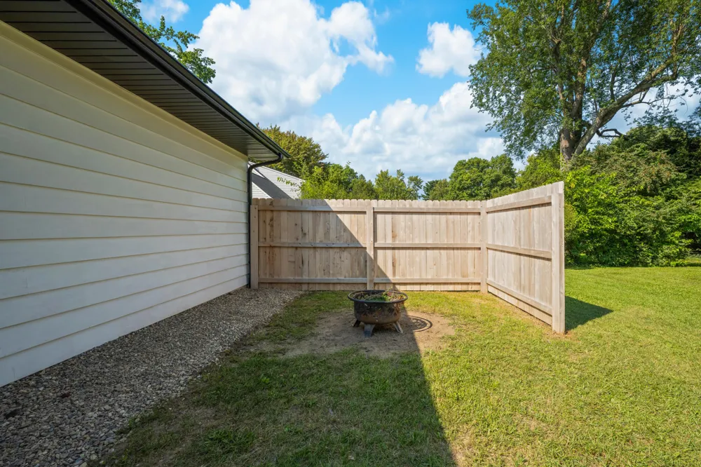 1016 Tomahawk Lane Niles, MI 49120
