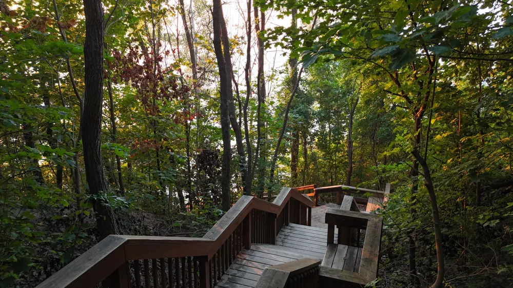 5193 Oak Coloma, MI 49038