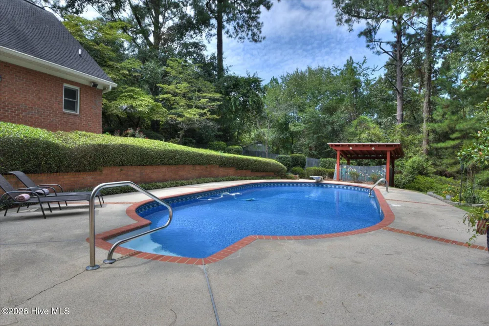 9 Roundhill Court Aiken, SC 29803