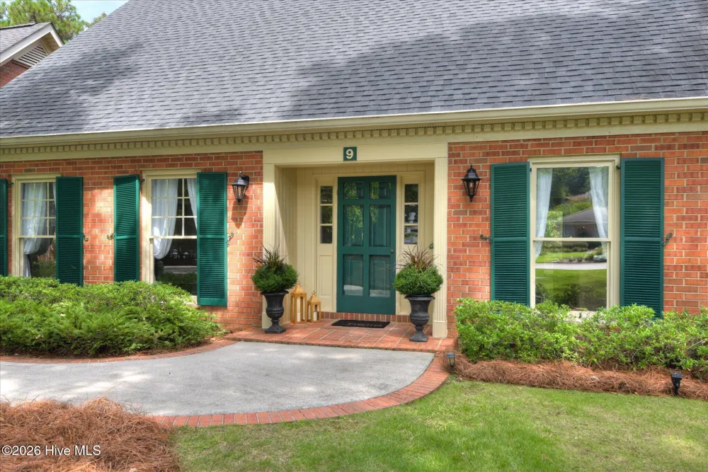 9 Roundhill Court Aiken, SC 29803