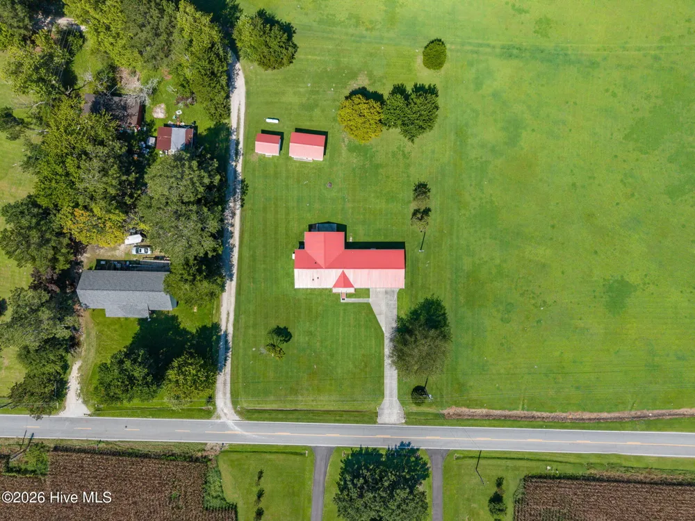 1847 Anderson Road Watha, NC 28478