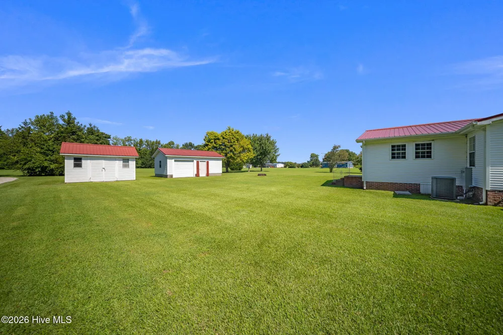 1847 Anderson Road Watha, NC 28478