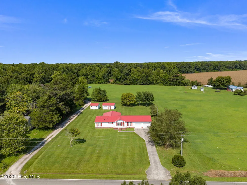 1847 Anderson Road Watha, NC 28478