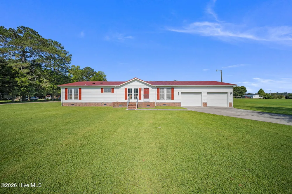 1847 Anderson Road Watha, NC 28478