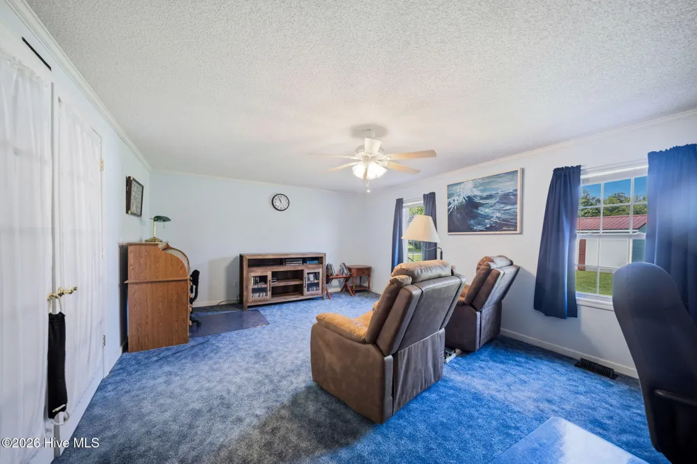 1847 Anderson Road Watha, NC 28478