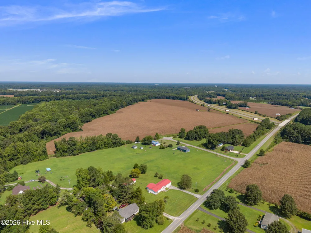 1847 Anderson Road Watha, NC 28478