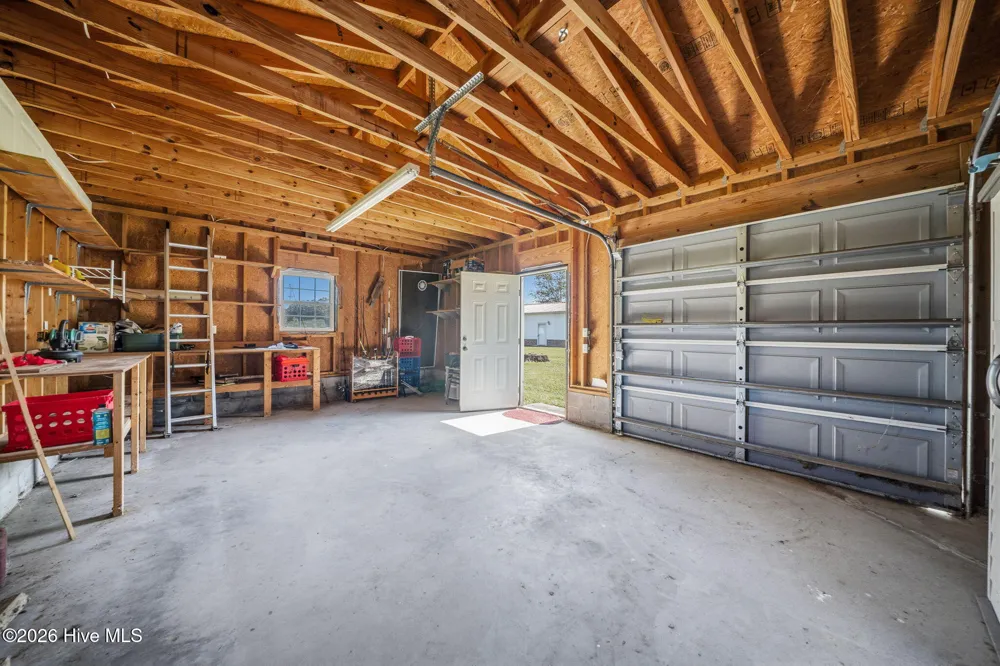 1847 Anderson Road Watha, NC 28478