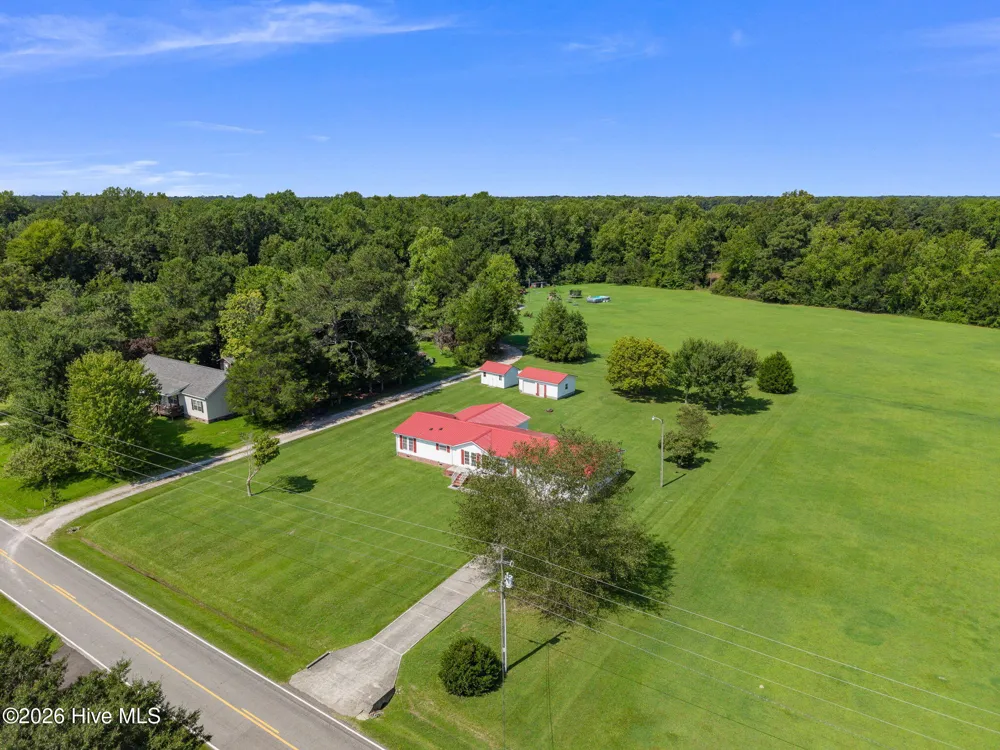 1847 Anderson Road Watha, NC 28478