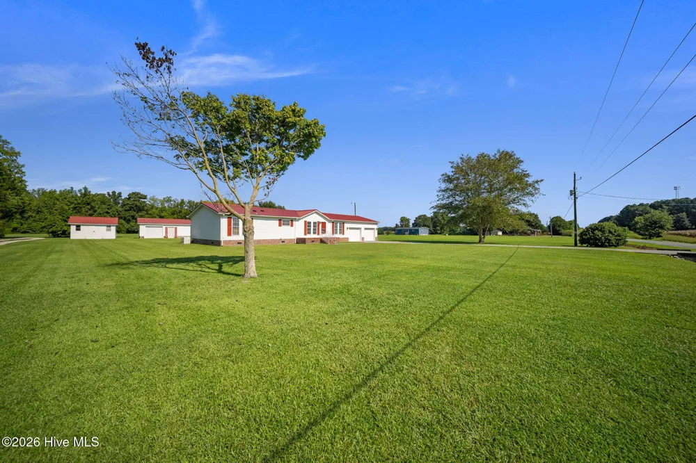 1847 Anderson Road Watha, NC 28478