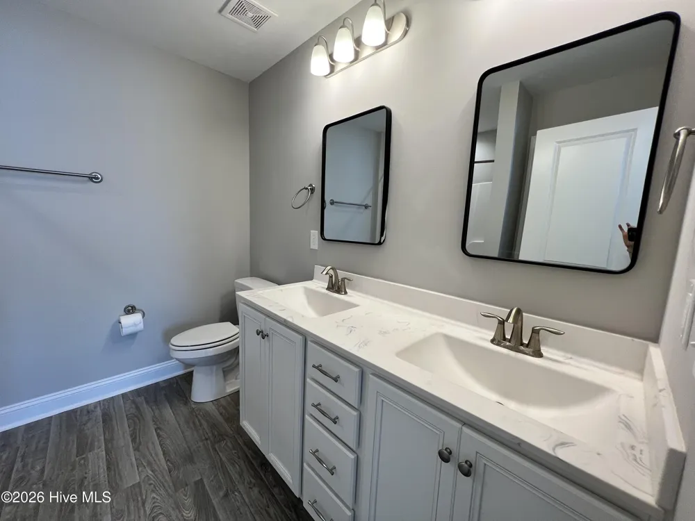 1513 Grey Cliff Wilmington, NC 28405