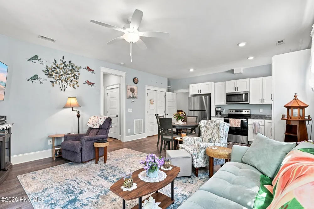 844 Lake Willow Way Holly Ridge, NC 28445