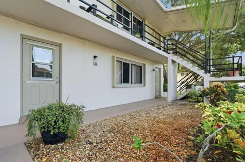 800 LIGHTHOUSE DRIVE #1A