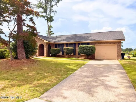 127 Holiday Court