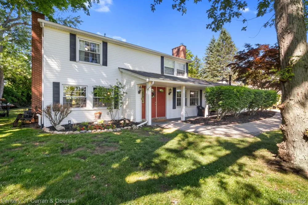 37480 Rhonswood Drive Farmington Hills City, MI 48167