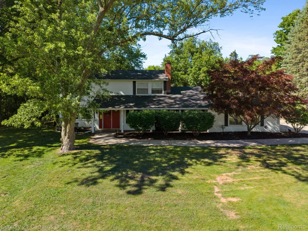37480 Rhonswood Drive Farmington Hills City, MI 48167