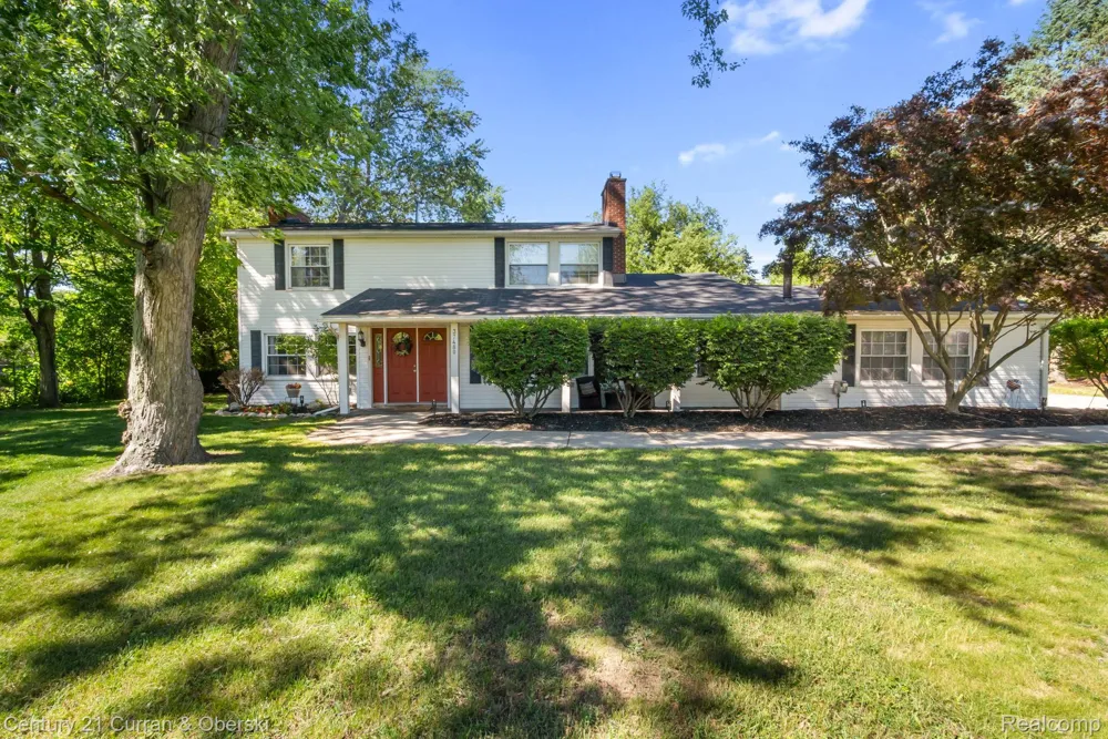 37480 Rhonswood Drive Farmington Hills City, MI 48167
