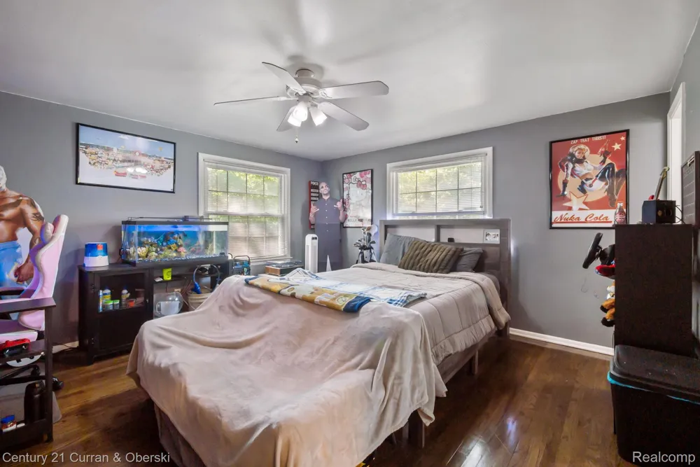 37480 Rhonswood Drive Farmington Hills City, MI 48167