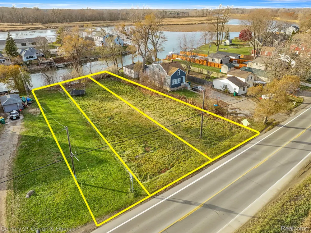 5 W Jefferson Avenue Brownstown Charter Township, MI 48173