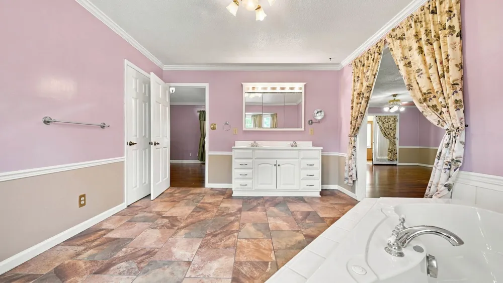 129 Champion Dr NW Cleveland, TN 37312