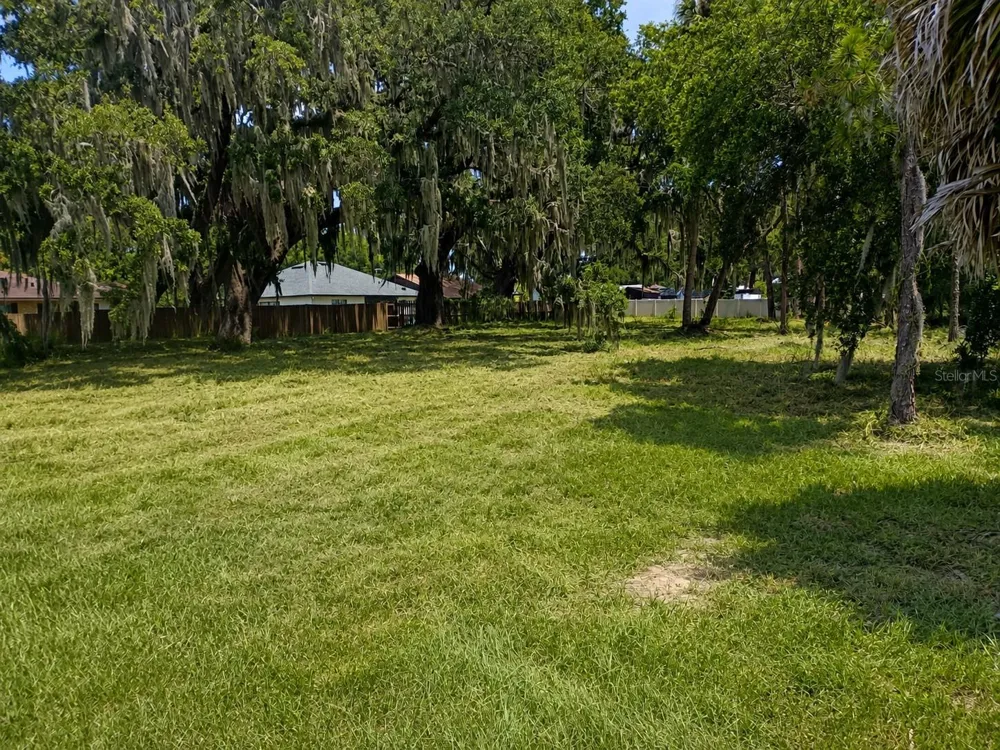 BENTLEY ROAD Leesburg, FL 34748