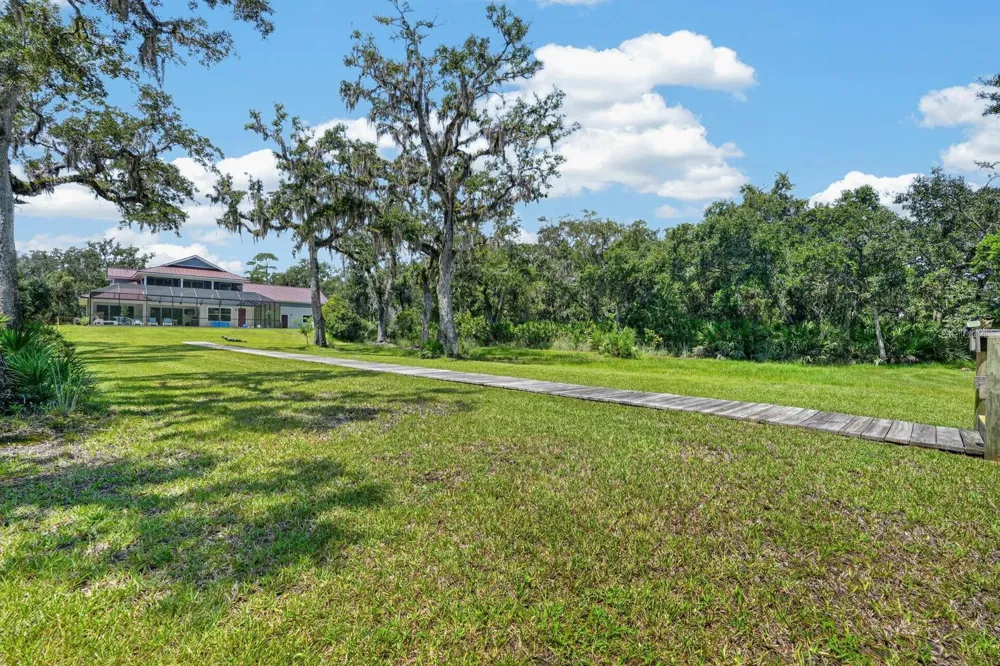 8 LEXINGTON COURT Flagler Beach, FL 32136