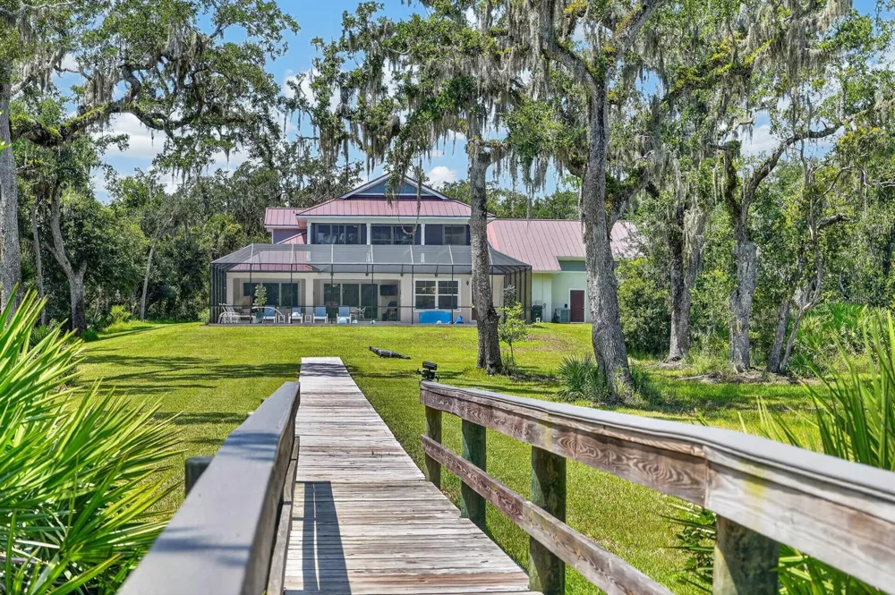 8 LEXINGTON COURT Flagler Beach, FL 32136