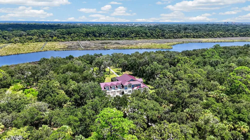 8 LEXINGTON COURT Flagler Beach, FL 32136