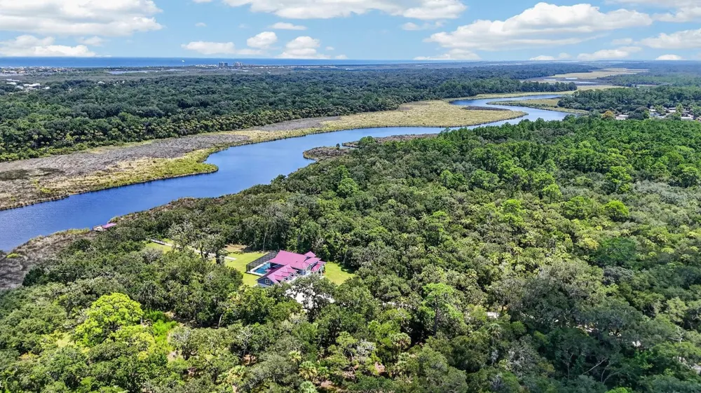 8 LEXINGTON COURT Flagler Beach, FL 32136