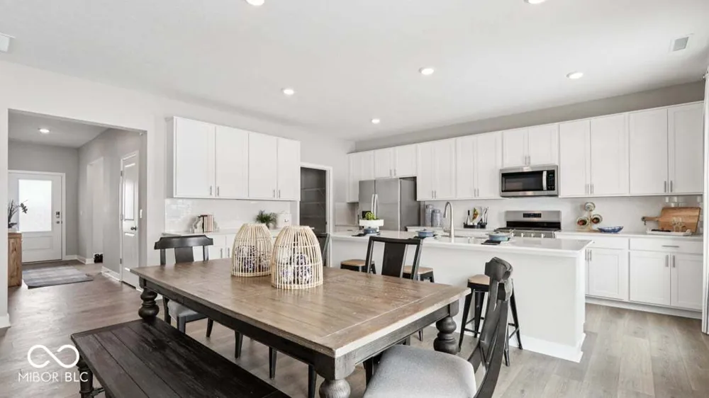 551 Portside Drive Avon, IN 46123