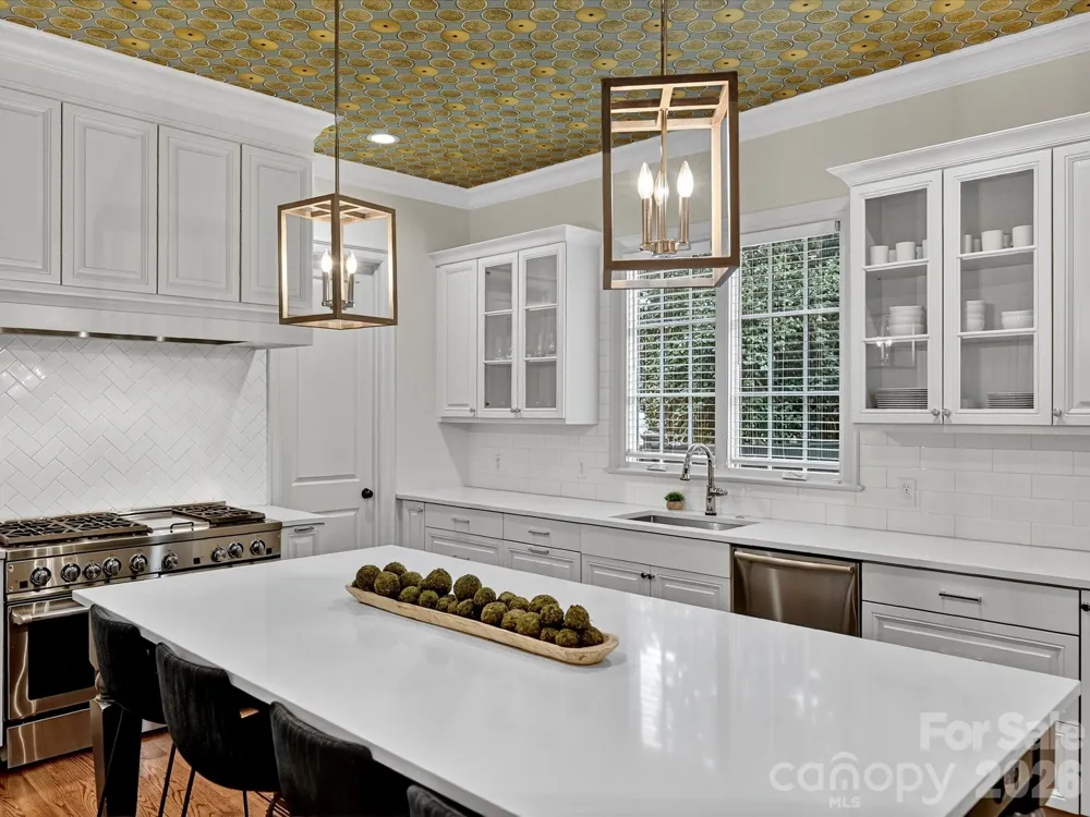 3025 Hanson Drive Charlotte, NC 28207