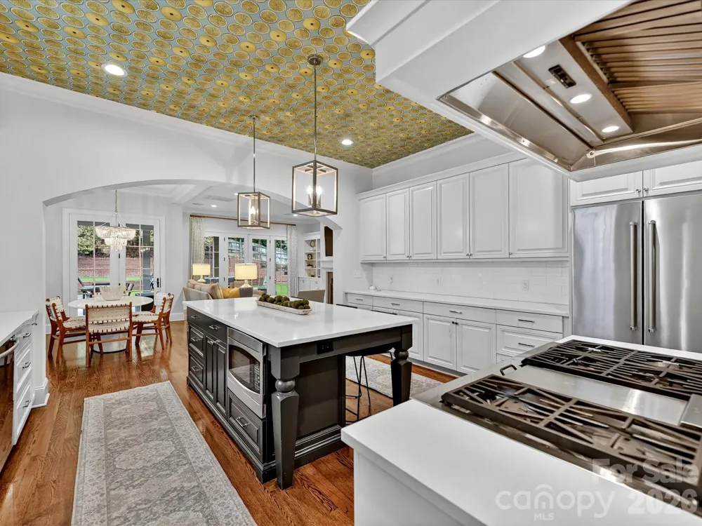 3025 Hanson Drive Charlotte, NC 28207