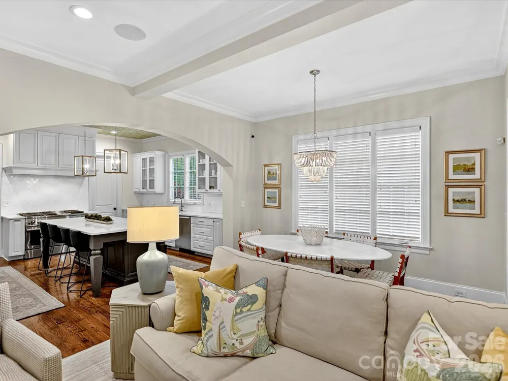 3025 Hanson Drive Charlotte, NC 28207