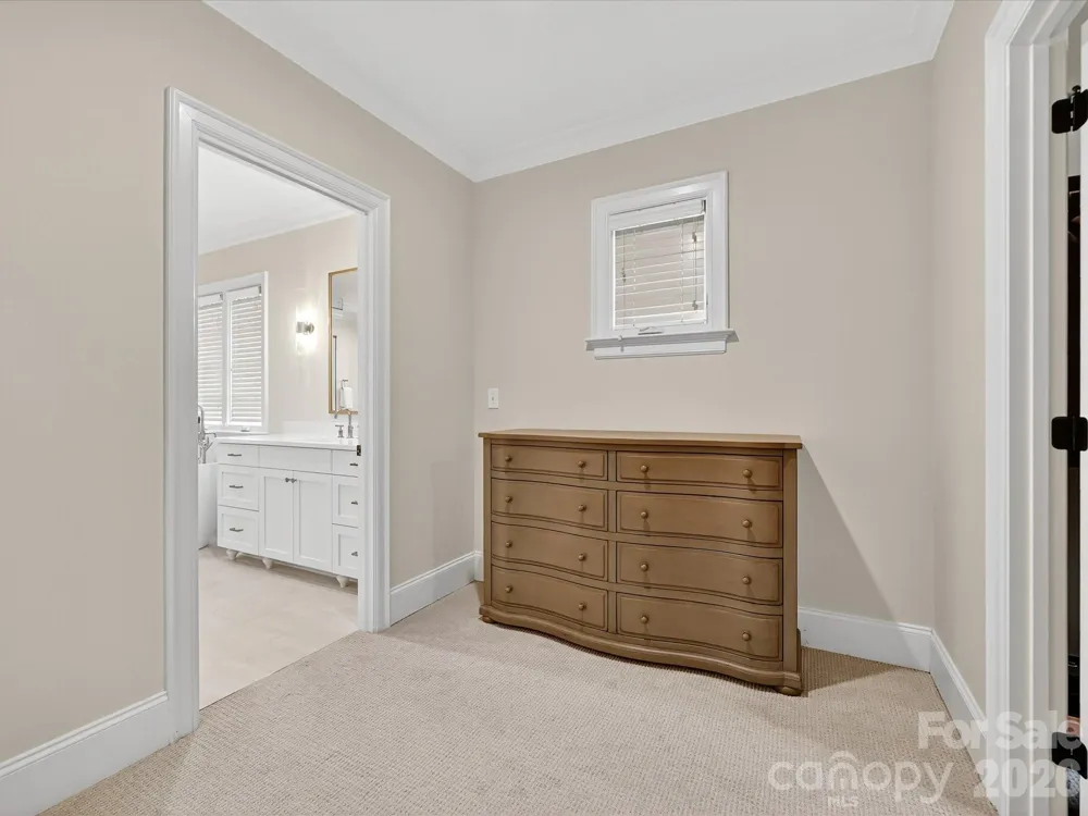 3025 Hanson Drive Charlotte, NC 28207