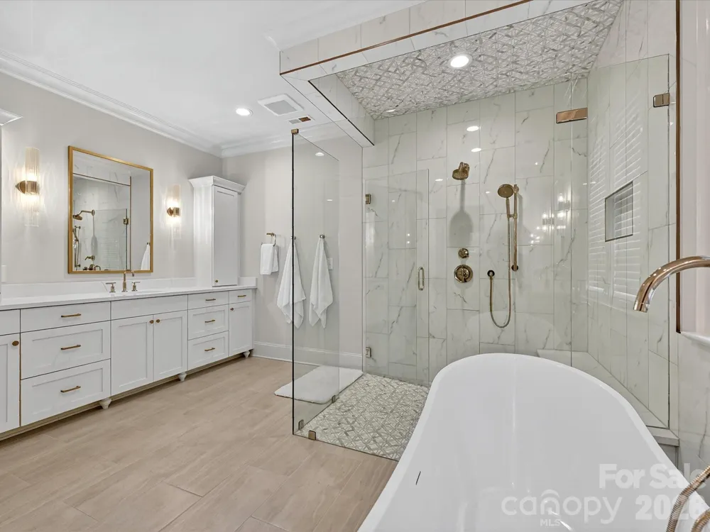 3025 Hanson Drive Charlotte, NC 28207