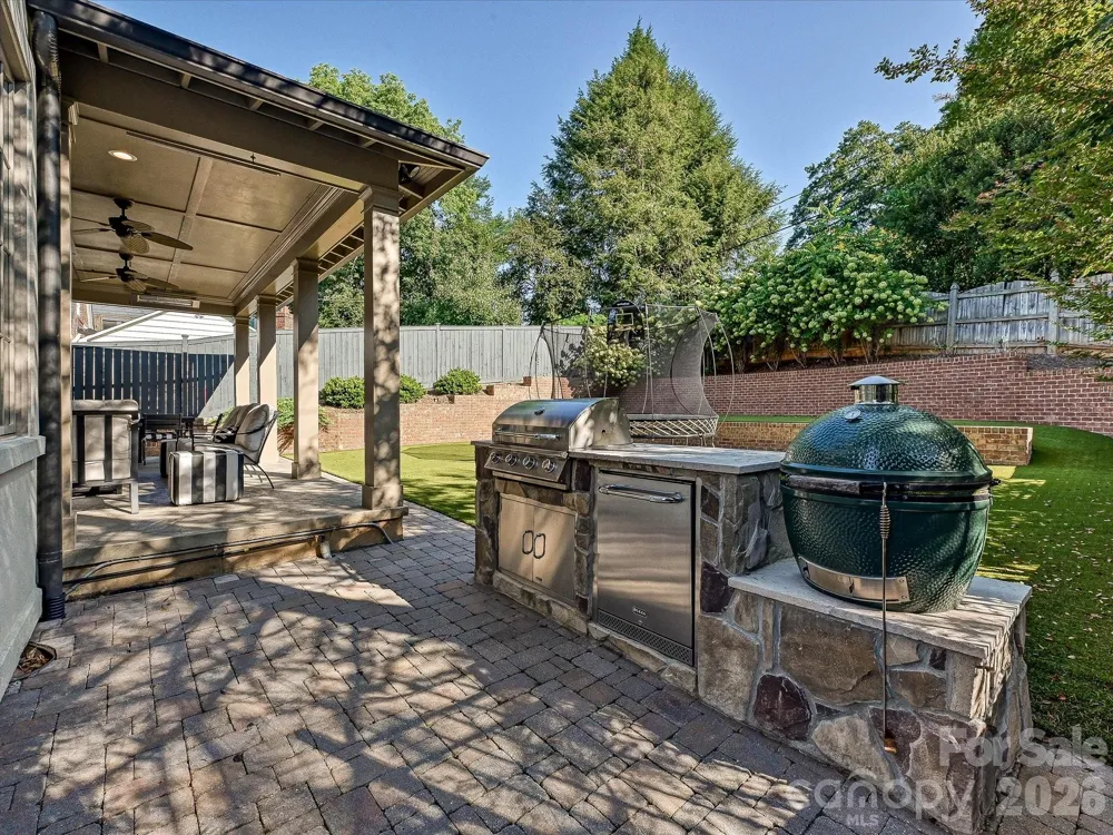 3025 Hanson Drive Charlotte, NC 28207