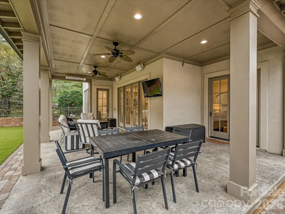 3025 Hanson Drive Charlotte, NC 28207