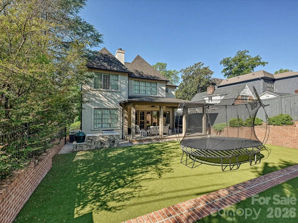 3025 Hanson Drive Charlotte, NC 28207