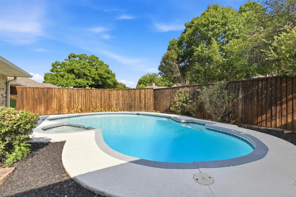 2411 Aspen Street Richardson, TX 75082