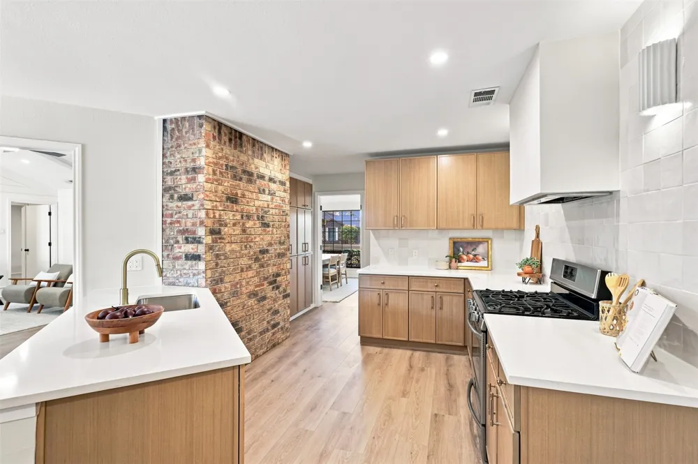 2411 Aspen Street Richardson, TX 75082