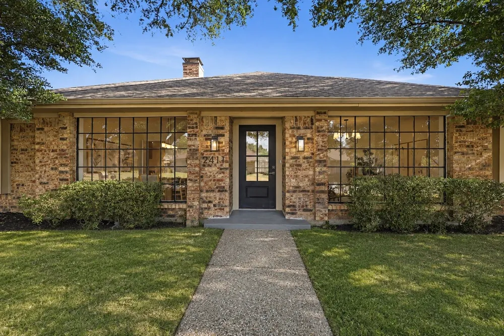 2411 Aspen Street Richardson, TX 75082