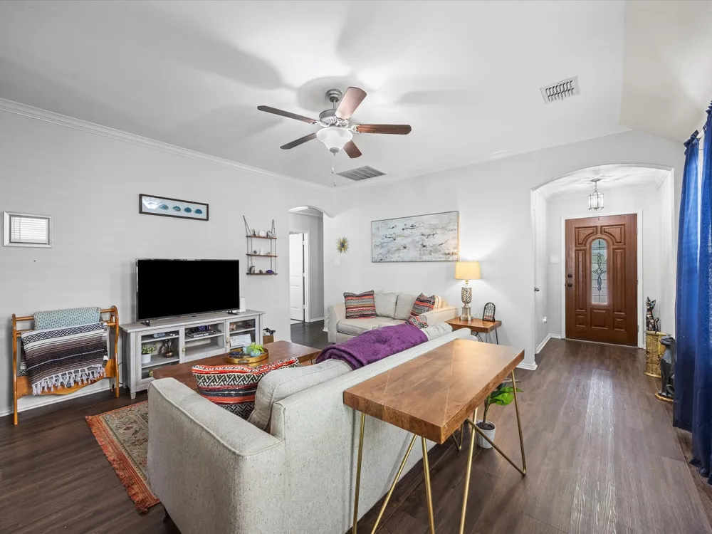 9113 Sundance Trail Cross Roads, TX 76227